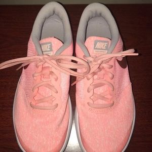 Nike youth trainers size 5.5